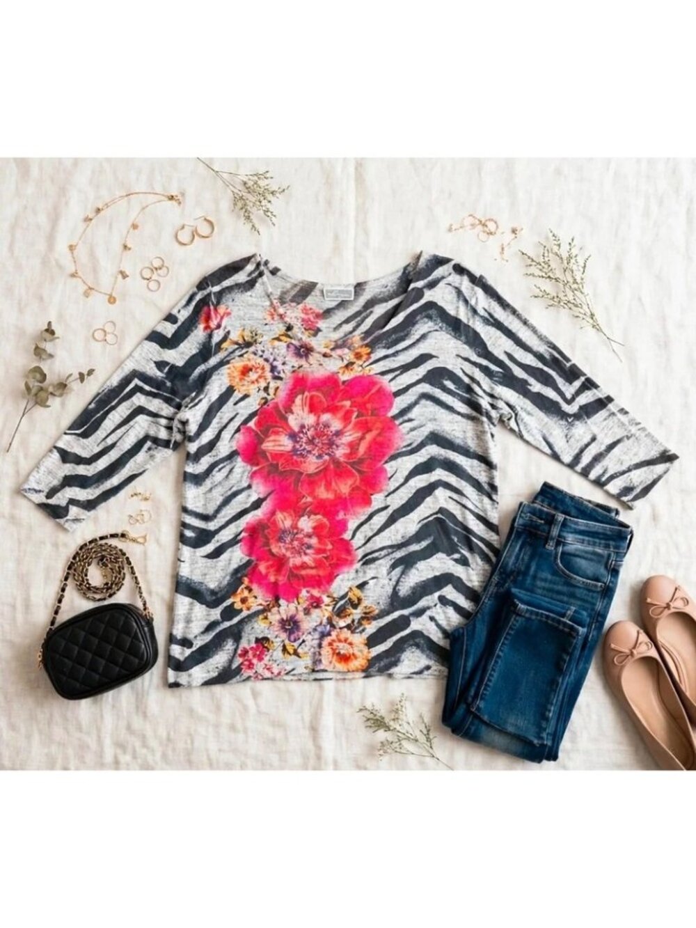JM Collection XL Zebra Floral Rhinestone 3/4 Sleeve Top